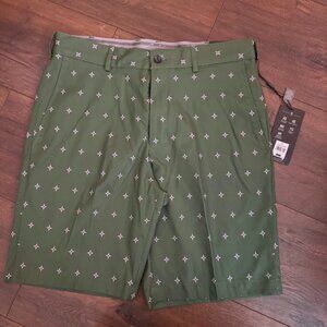 Walter Hagen Men's Summer Performance 11 Golf Shorts Geo Print Forest Pine